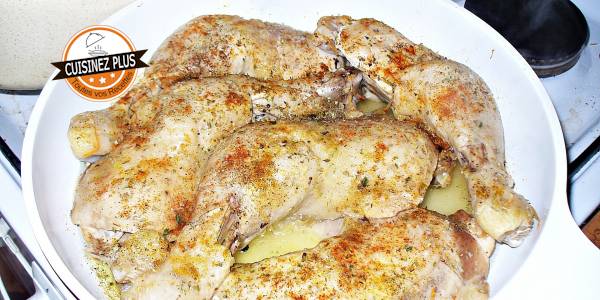 vignette de casserole de cuisses de poulet et pommes de terre